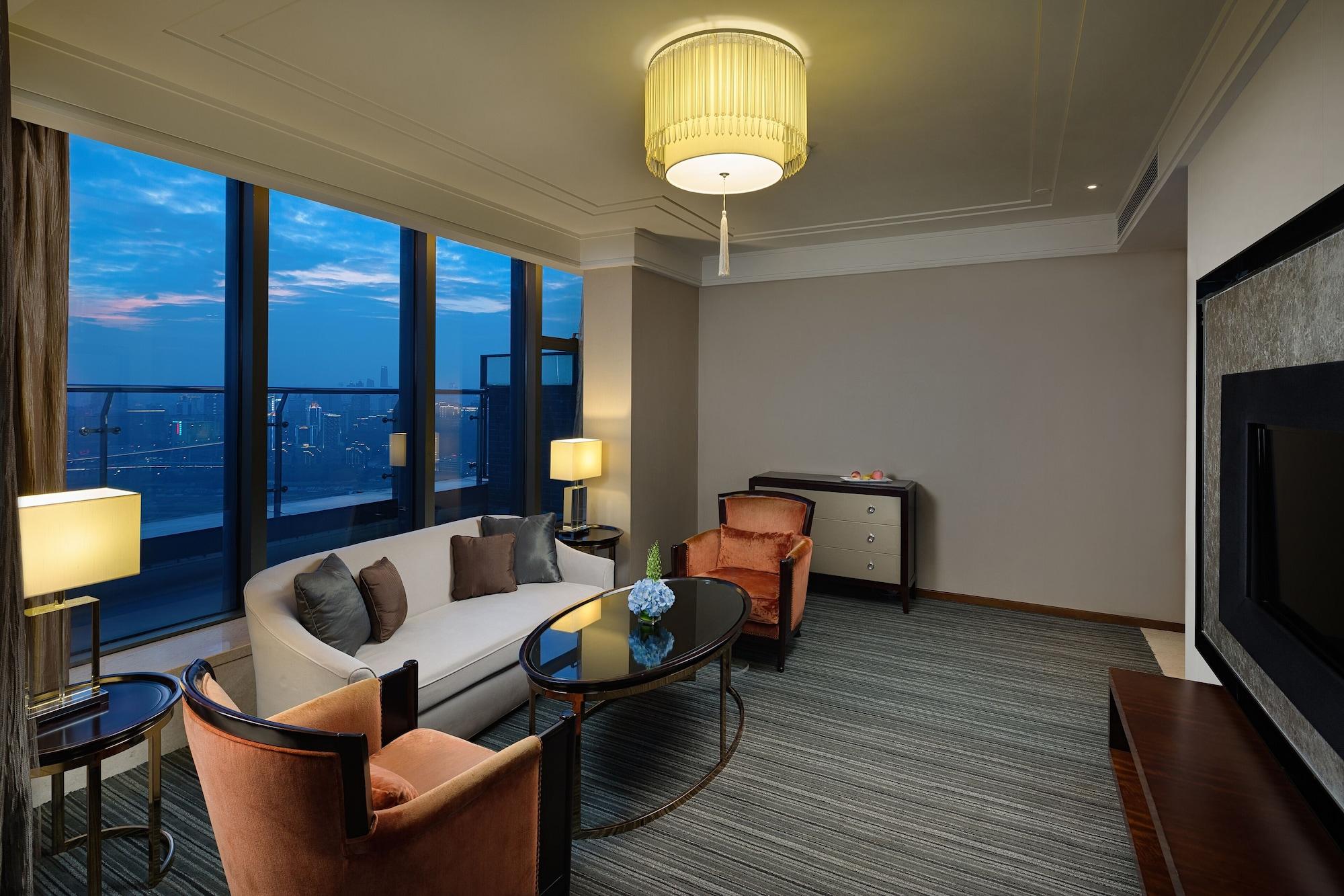Radisson Blu Plaza Chongqing - Free 2 Bottle Of Local Beer Per Room During Stay Exterior foto